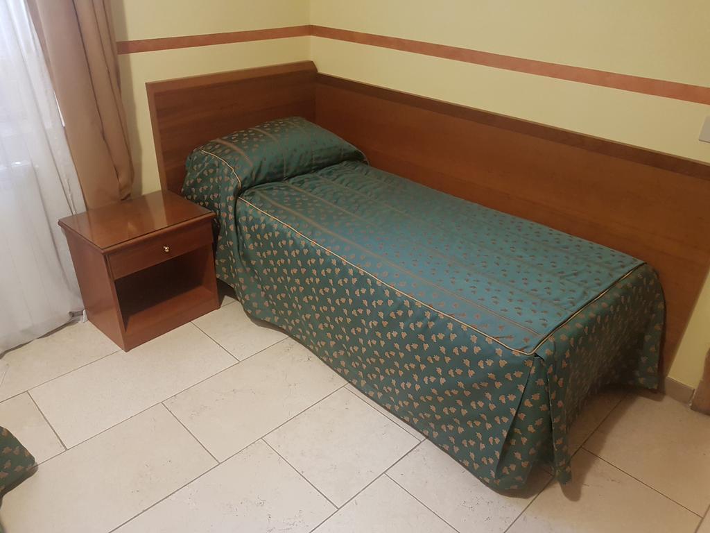 B&B Antica Trattoria Сан-Джованні-Ротондо Екстер'єр фото